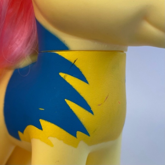 My Little Pony 6” Fluttershy Wonderbolts G4 2010 Figure w/Wings Yellow P… - Picture 11 of 11